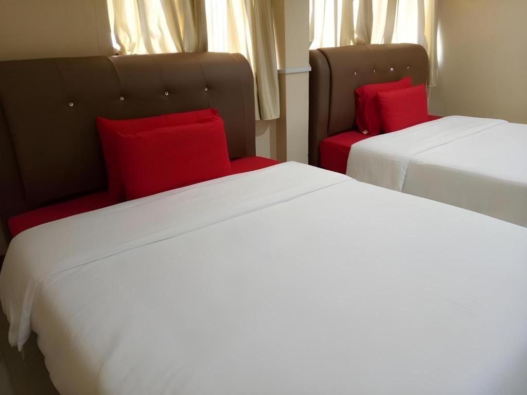 History Hotel Kangar Luaran gambar