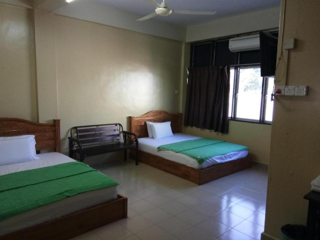History Hotel Kangar Luaran gambar