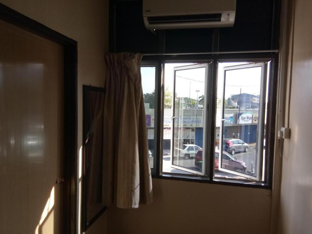 History Hotel Kangar Luaran gambar